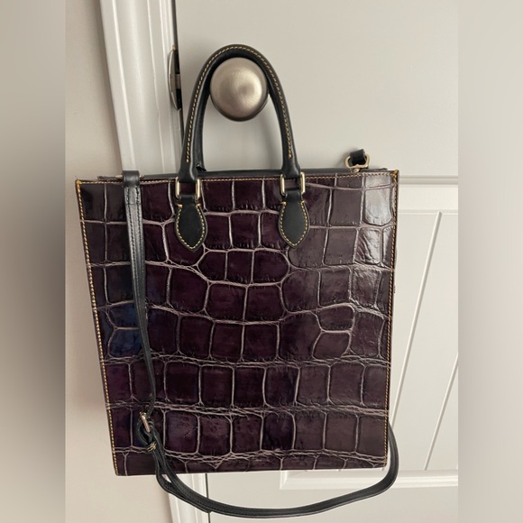 Dooney Burke plum purple leather adjustable removable, top handle handbag - Picture 4 of 7